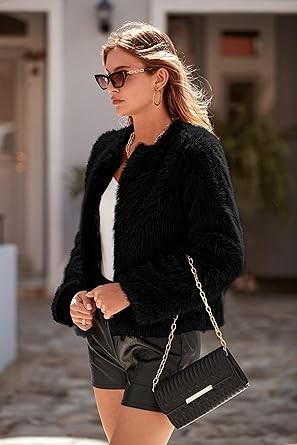 PRETTYGARDEN Women's 2023 Winter Coats Fleece Cropped Jacket Faux Fur Long Sleeve Pockets Shaggy Warm Outerwear Fall Clothes
