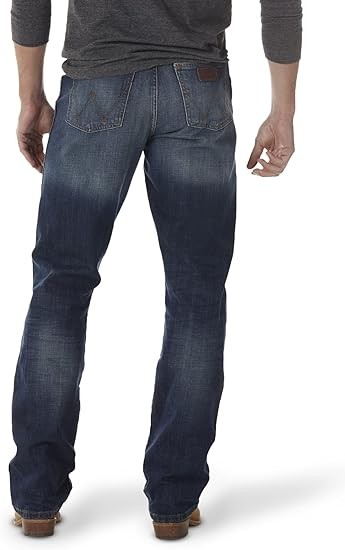 Wrangler Men's Retro Relaxed Fit Bootcut Jeans