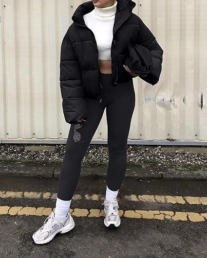URMOSS Women's Winter Cropped Puffer Jacket 2023 Long Sleeve Lightweight Zip Short Jacket Coat with Pockets