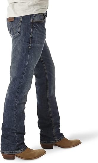 Wrangler Men’s Retro Slim Fit Straight Leg Jean