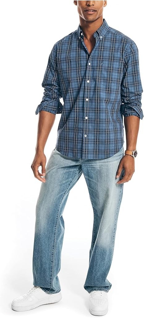 Nautica Men's Wrinkle-Resistant Plaid Wear to Work Shirt